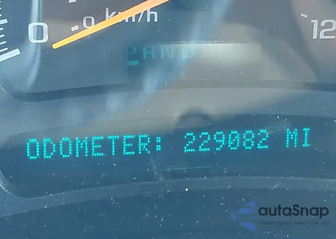 2005 Chevrolet Silverado 1500 Ls z USA, uszkodzony, nr VIN 2GCEC19V651204976